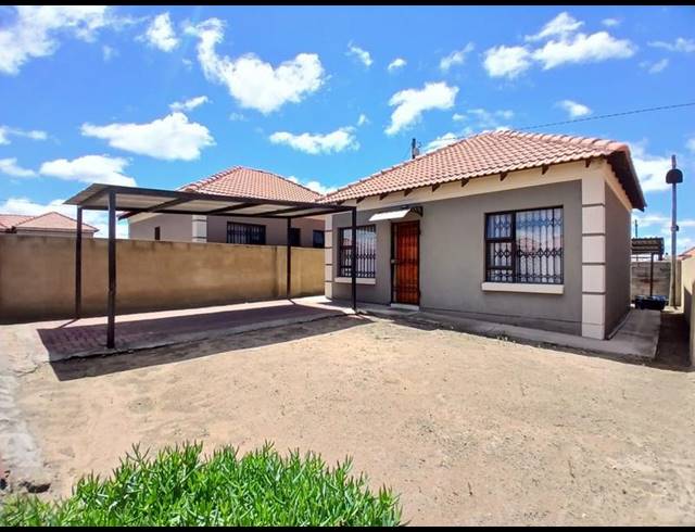 2 BEDROOM HOUSE FOR SALE IN ERMELO